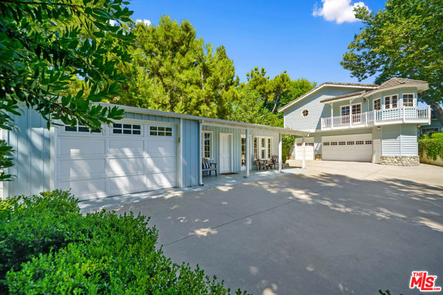 33269 Mulholland Highway, Malibu, California 90265, 4 Bedrooms Bedrooms, ,4 BathroomsBathrooms,Single Family Residence,For Sale,Mulholland,24429209