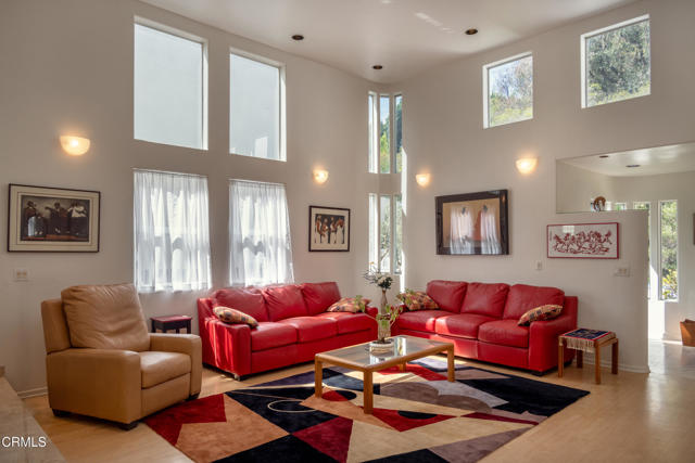 Drew Fenton | 360 N Skyewiay Road Los Angeles CA | MLS: 7432717