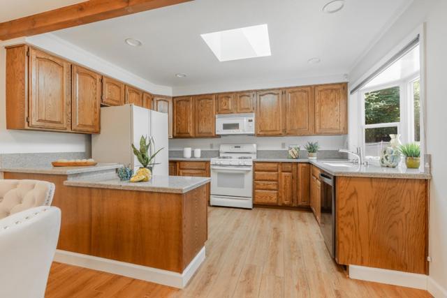 756 Acorn Court, San Ramon CA: https://media.crmls.org/mediaz/f76c0a39-8d85-4a6c-b3c6-df828e3a6192.jpg