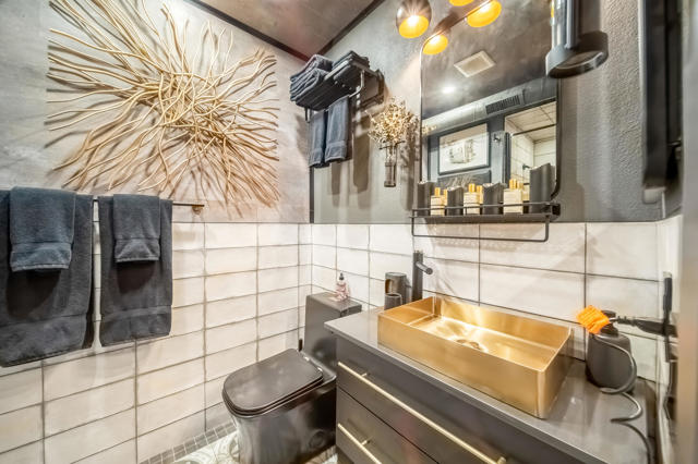 70100 Mirage Cove Drive, Rancho Mirage CA: https://media.crmls.org/mediaz/f76d2bdc-67b2-4fd9-8ba3-eb818c1f2187.jpg