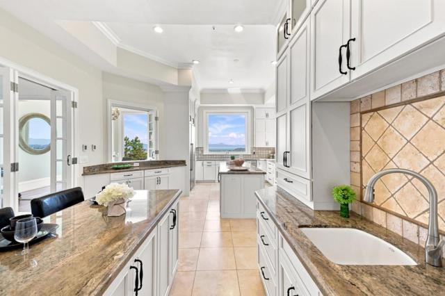 150 New Place Road, Hillsborough CA: https://media.crmls.org/mediaz/f76e634f-9af1-423a-b92b-d756ea160969.jpg