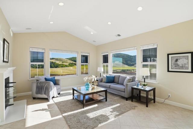 979 Via Rodriguez, San Juan Bautista CA: https://media.crmls.org/mediaz/f76f1339-0987-49e9-8fa9-38430df9e936.jpg