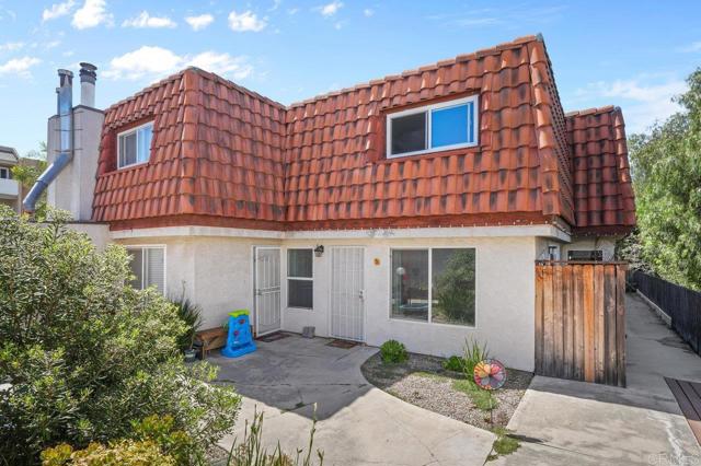 Detail Gallery Image 1 of 1 For 3050 Suncrest Dr. #7,  San Diego,  CA 92116 - 2 Beds | 1/1 Baths