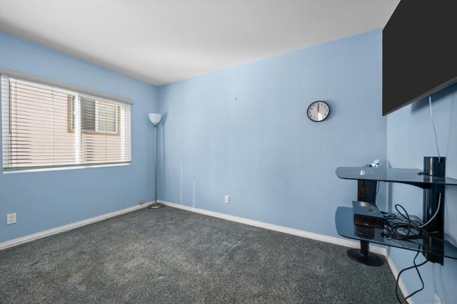 13170 Entreken Ave,  CA: https://media.crmls.org/mediaz/f7704ae2-81d6-4a58-9563-41dfa69580ee.jpg