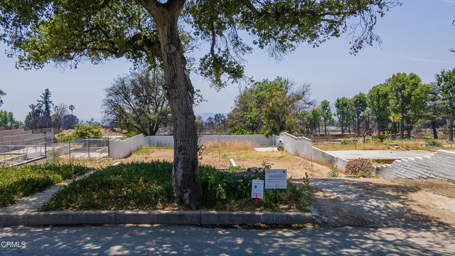 192 Wapello Street, Altadena CA: https://media.crmls.org/mediaz/f7710c4d-bc54-4b5b-8894-336788454494.jpg