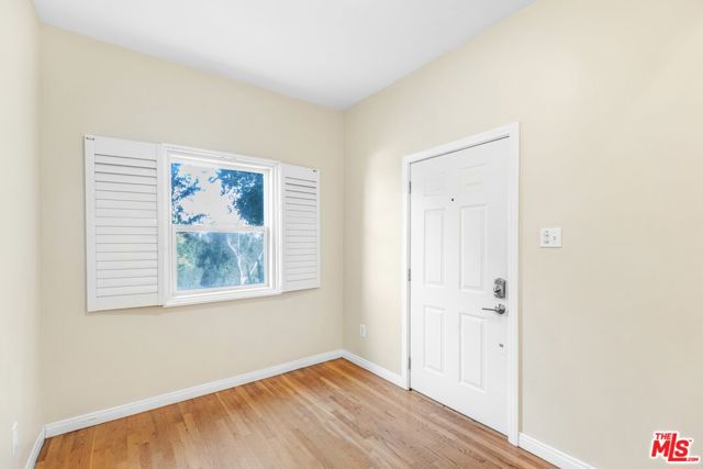 1073 S Mansfield Avenue, Los Angeles CA: https://media.crmls.org/mediaz/f7727224-d689-47d5-bb57-c58ff541268b.jpg