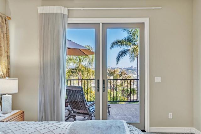10495 Abalone Landing, San Diego CA: https://media.crmls.org/mediaz/f772ad32-bd95-4e79-bd30-bbcea4e1bb8e.jpg