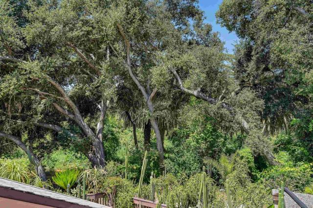 23606 Country Villa Rd, Ramona CA: https://media.crmls.org/mediaz/f772f569-c95a-48d4-ba83-d75ab67c1141.jpg