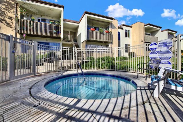 Detail Gallery Image 17 of 21 For 432 Edgehill Ln #169,  Oceanside,  CA 92054 - 2 Beds | 1 Baths