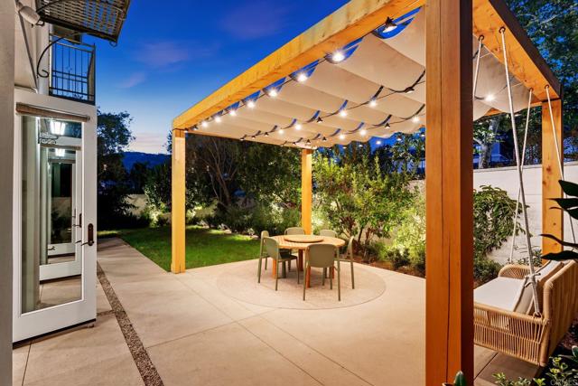 16941 Simple Melody Lane, San Diego CA: https://media.crmls.org/mediaz/f77464bc-0b48-4a37-b1a5-05ce87bbbd79.jpg