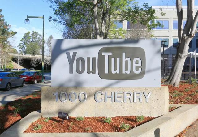 959961 Easton Avenue, San Bruno CA: https://media.crmls.org/mediaz/f7750157-78d2-432c-b3ef-c1a6c66cd7b6.jpg