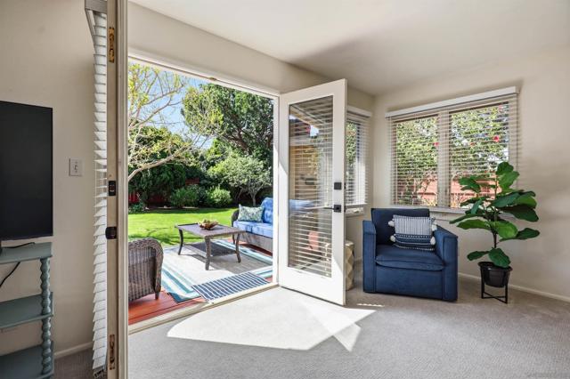 540 Country Club Lane, Coronado CA: https://media.crmls.org/mediaz/f7764bf5-0024-406a-b09c-d2dbf54cc264.jpg