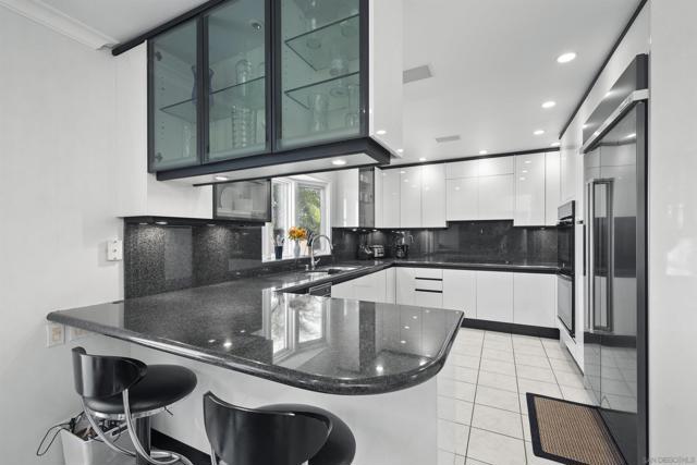 1151 Catalina Boulevard, San Diego CA: https://media.crmls.org/mediaz/f7777511-18be-4a65-a13f-69146149653a.jpg