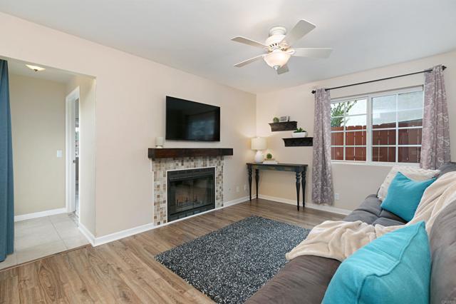 Detail Gallery Image 14 of 32 For 1684 Charlie Horse Way, Oceanside,  CA 92057 - 5 Beds | 3 Baths