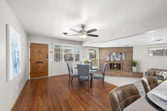 3833 Tomahawk Ln, San Diego CA: https://media.crmls.org/mediaz/f779757c-b484-4ed9-a863-5512467d8ceb.jpg