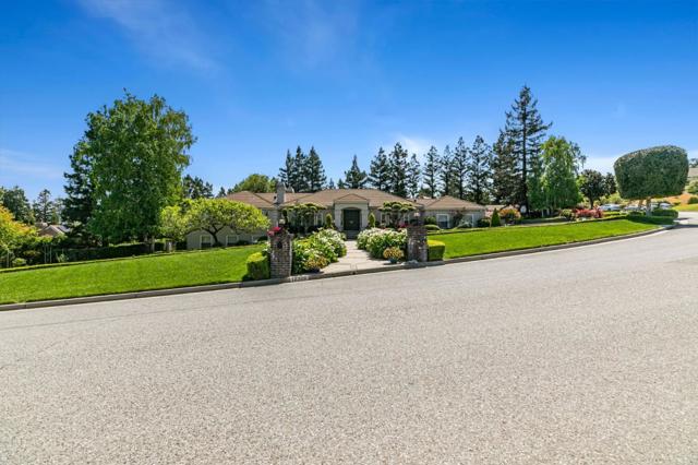 12308 Crayside Lane, Saratoga CA: https://media.crmls.org/mediaz/f77a491f-8112-4910-a8b6-50bada99b9b4.jpg
