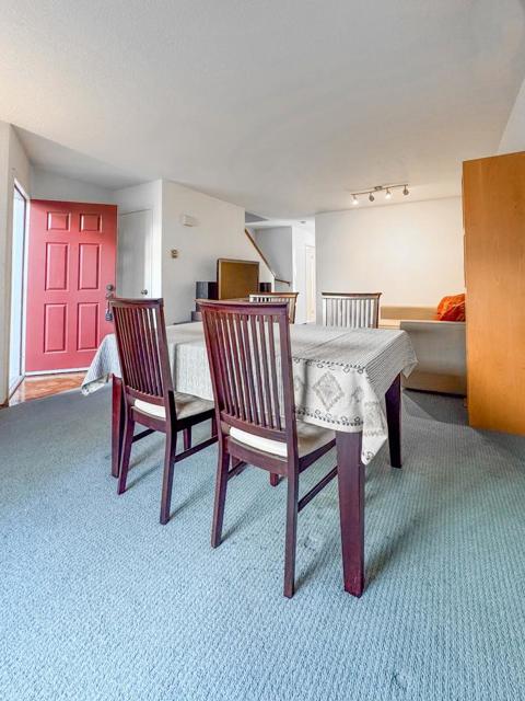 6923 Chantel Court, San Jose CA: https://media.crmls.org/mediaz/f77a7463-d5be-4a7a-aef3-47fc01168cb7.jpg