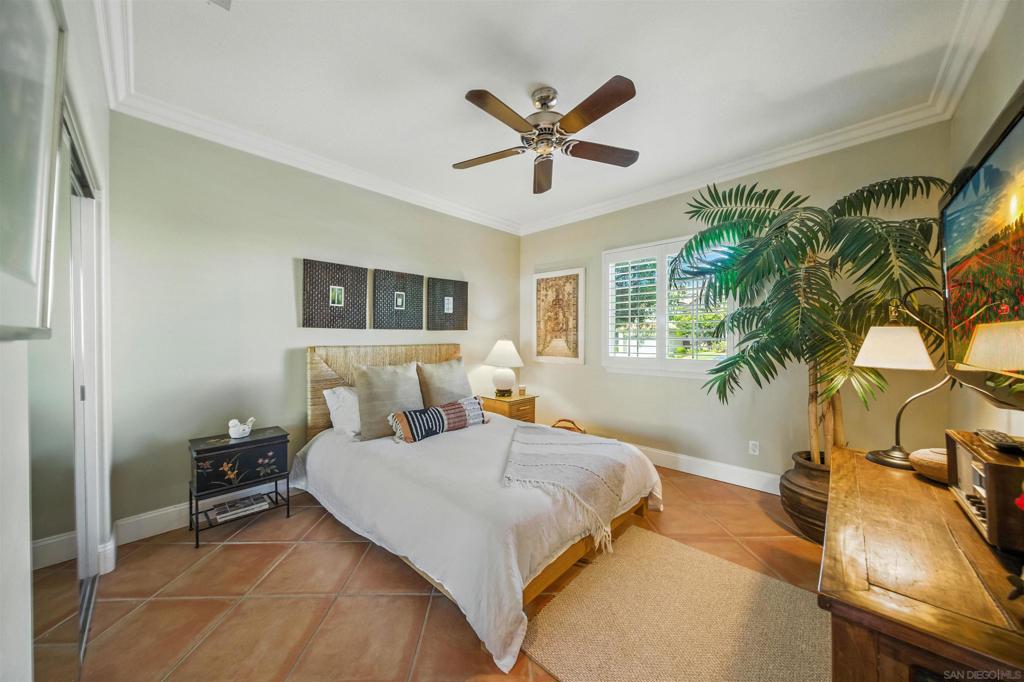 MLS #250031505SD img 54