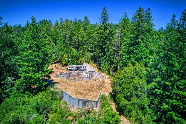 1374 Weston Ridge Road, Scotts Valley CA: https://media.crmls.org/mediaz/f77c0b53-035d-4ddf-aead-088eb384159d.jpg