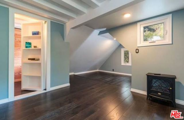 638 N Topanga Canyon Boulevard, Topanga CA: https://media.crmls.org/mediaz/f77dc32c-1a54-4534-960d-140048727af0.jpg