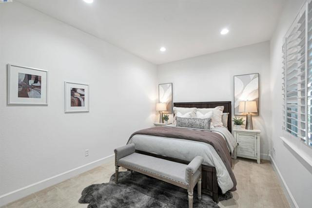 671 W Questa Trl, Mountain House CA: https://media.crmls.org/mediaz/f77dd57e-08d8-4d4c-977b-35b167bd4aba.jpg