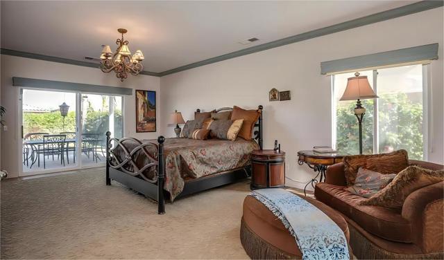 988 Alta, Palm Springs CA: https://media.crmls.org/mediaz/f77e07f2-6bb0-4a9f-9052-8d20c12d5561.jpg