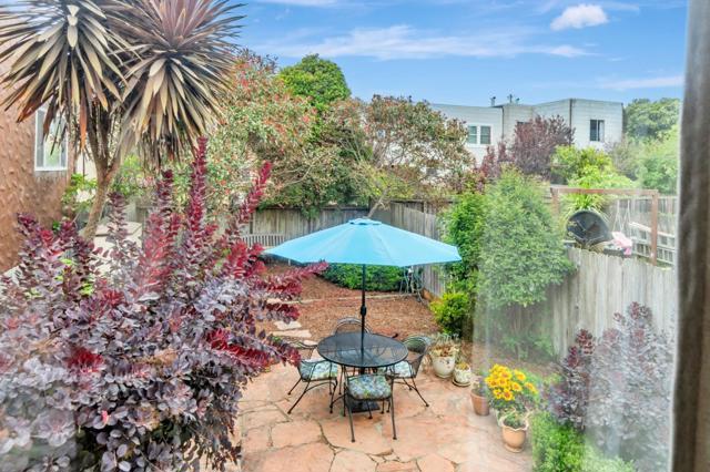 196 W Moltke Street, Daly City CA: https://media.crmls.org/mediaz/f77e455a-9e57-4c95-9b50-bd062d873a33.jpg