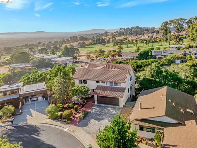 1518 MADERA CT, El Cerrito CA: https://media.crmls.org/mediaz/f77ec60c-ef10-4943-90a9-051d395f1110.jpg