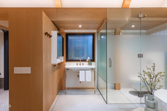 Detail Gallery Image 29 of 76 For 1155 Linda Vista Ave, Pasadena,  CA 91103 - 5 Beds | 6/2 Baths