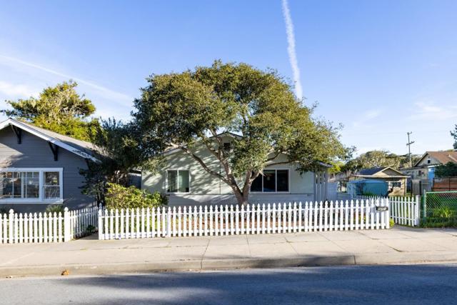 609 Congress Avenue, Pacific Grove CA: https://media.crmls.org/mediaz/f780b5ee-11da-4435-b062-b80e0fe2e979.jpg