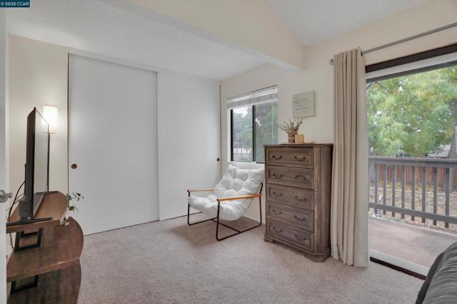 1120 Kenwal Rd, Concord CA: https://media.crmls.org/mediaz/f780eef7-83f0-42b9-94c7-247e1b573d06.jpg