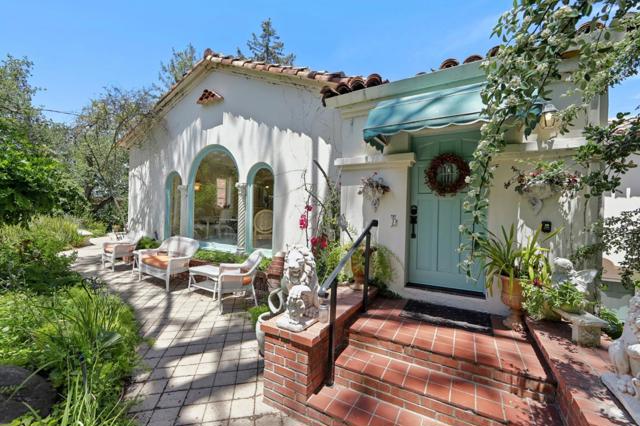18211 Saratoga Los Gatos Road, Monte Sereno CA: https://media.crmls.org/mediaz/f781b32f-adad-484f-9286-519ef5b97f16.jpg