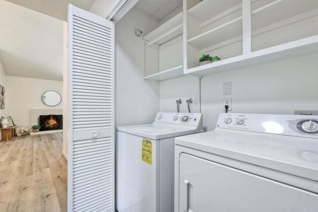232 Cerco Rosado, San Marcos CA: https://media.crmls.org/mediaz/f782352b-4108-4337-8591-009da37e0b4b.jpg