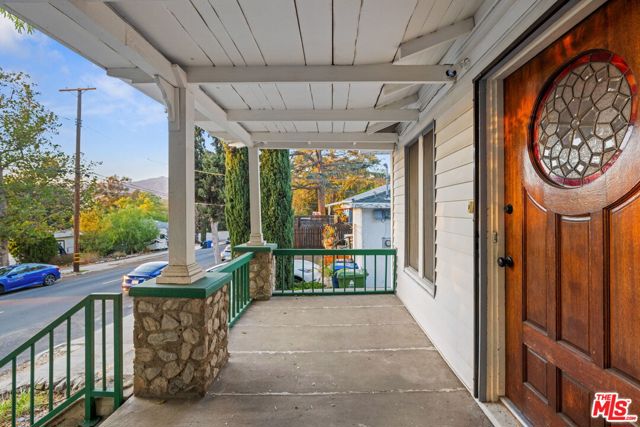 10606 Commerce Avenue photo 2