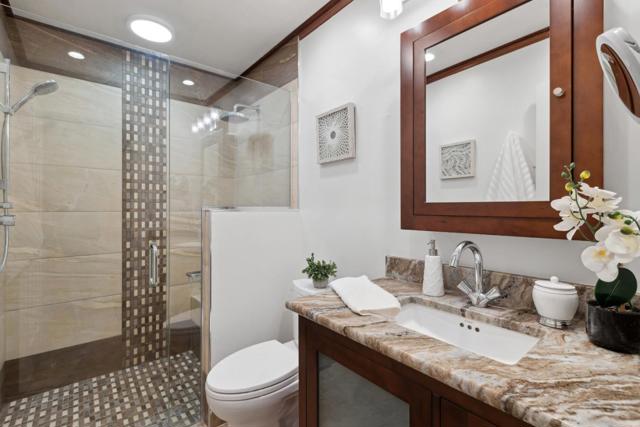 Image 18 of 47 For 6632 Catamaran Street