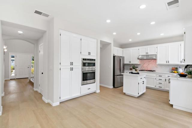 3585 Cour Du Vin, San Jose CA: https://media.crmls.org/mediaz/f782877f-50e6-4daa-b850-8d060dad3388.jpg