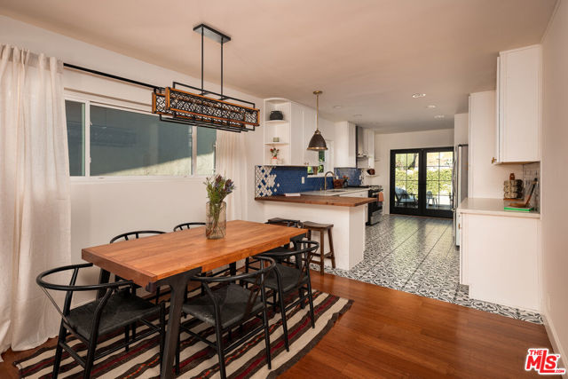 3639 Roderick Road photo 10