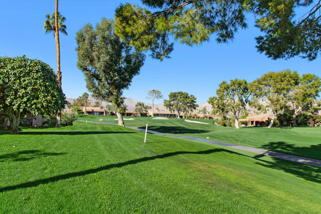 73450 Dalea Lane, Palm Desert CA: https://media.crmls.org/mediaz/f7869007-618a-49e6-9041-e6d38c8e6ca0.jpg