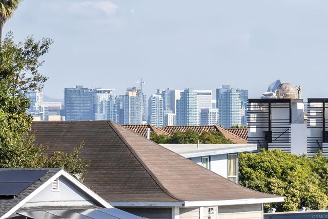 Detail Gallery Image 33 of 37 For 1674 Evergreen St, Point Loma,  CA 92106 - 3 Beds | 2 Baths