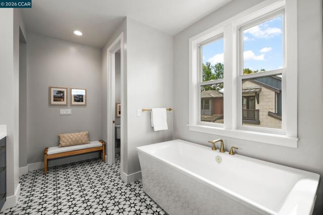 Image 19 of 38 For 257 Haleena Place