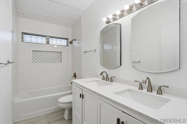 4985 Pacifica, San Diego CA: https://media.crmls.org/mediaz/f78888b1-2590-493b-bef2-78009b064cea.jpg