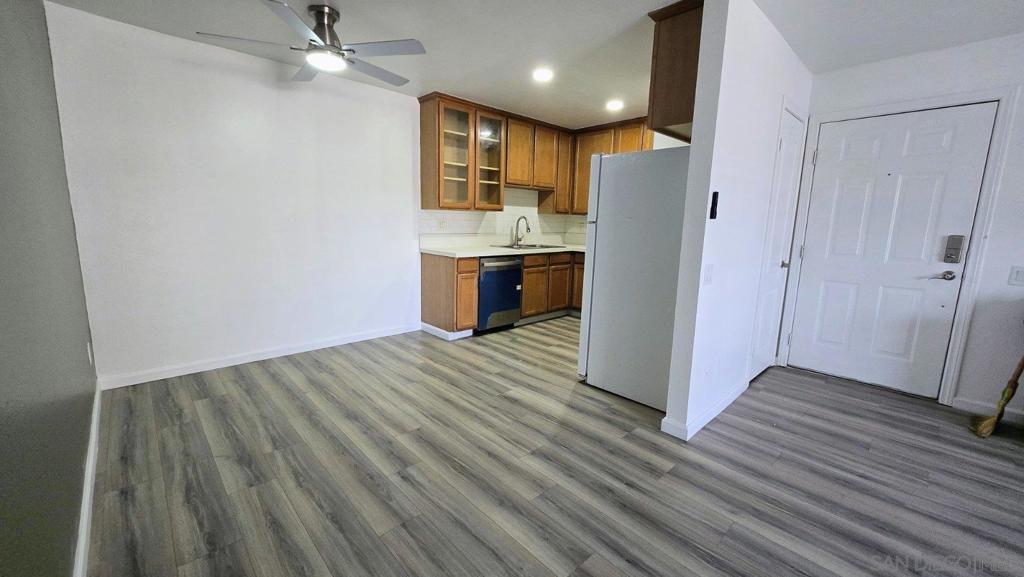 6333 College Grove Way - photo 9