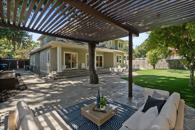 Image 79 of 92 For 1180 Lemon Avenue