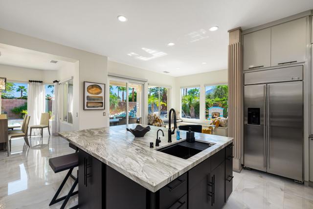 81207 Santa Rosa Court, La Quinta CA: https://media.crmls.org/mediaz/f789a8d8-8aba-4cdb-a01b-034b7c0c5c33.jpg