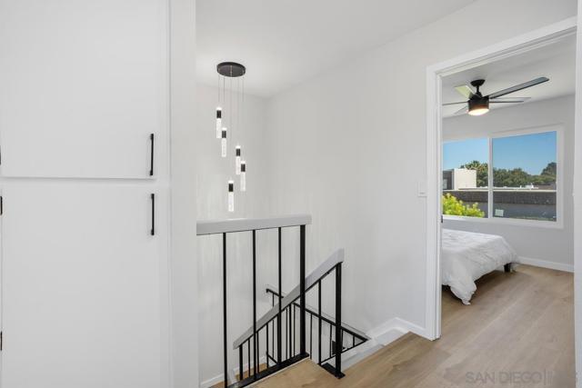 268 Festival Dr, Oceanside CA: https://media.crmls.org/mediaz/f789b72a-063a-45a0-8061-3219fff4d288.jpg
