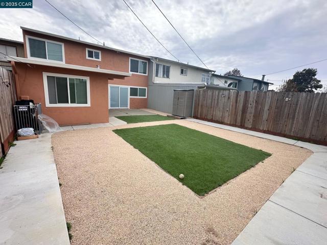 4301 Taft Ave, Richmond CA: https://media.crmls.org/mediaz/f78a903b-f63f-4fb5-9d48-c36ada08ab97.jpg