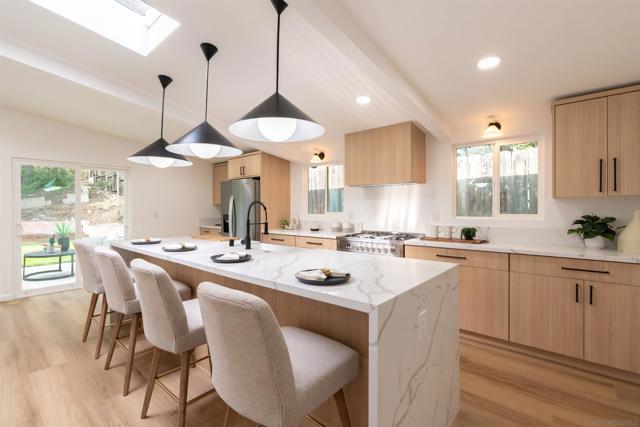 Image 6 of 48 For 5644 Bromley Way