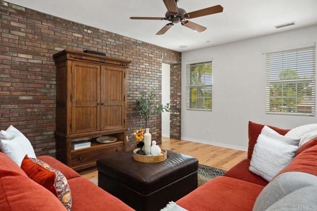 648 California Oak Drive, Vista CA: https://media.crmls.org/mediaz/f78abcb0-3b65-49ac-a766-4551cda56372.jpg