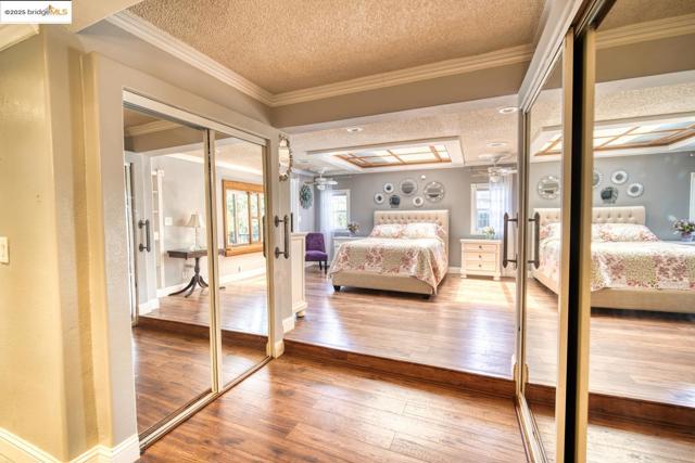 2821 Ponderosa Drive, Concord CA: https://media.crmls.org/mediaz/f78ac629-96cf-4b68-9df1-dc108e88acc2.jpg