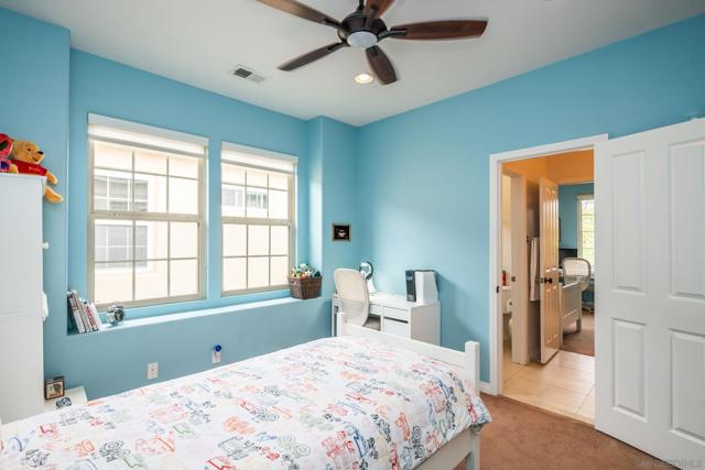 5621 Shasta Daisy Trl, San Diego CA: https://media.crmls.org/mediaz/f78ad38d-80a0-4512-b7f1-1437409a6b59.jpg